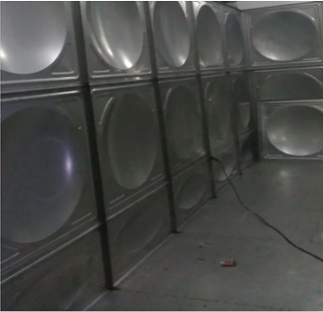 不銹鋼水箱側(cè)板點(diǎn)焊拼接 不銹鋼水箱側(cè)板點(diǎn)焊拼接