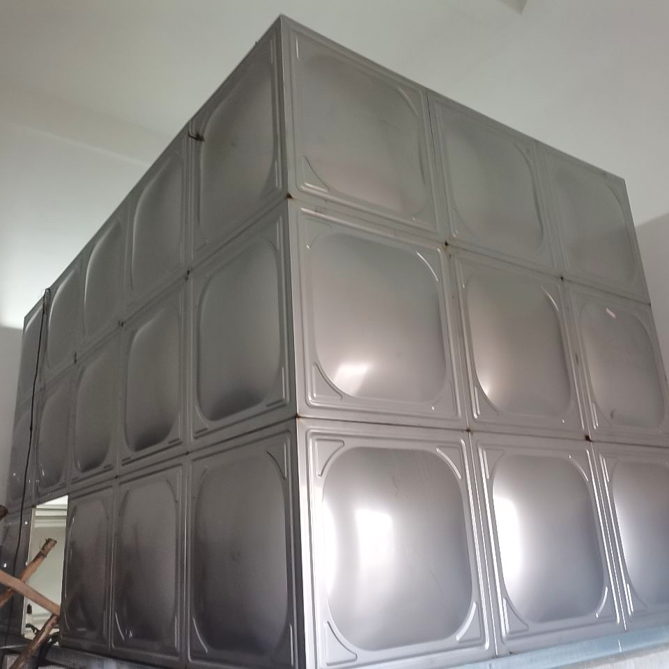 南寧市城西生活垃圾中轉(zhuǎn)站不銹鋼水箱水泵安裝 南寧市城西生活垃圾中轉(zhuǎn)站不銹鋼水箱水泵安裝